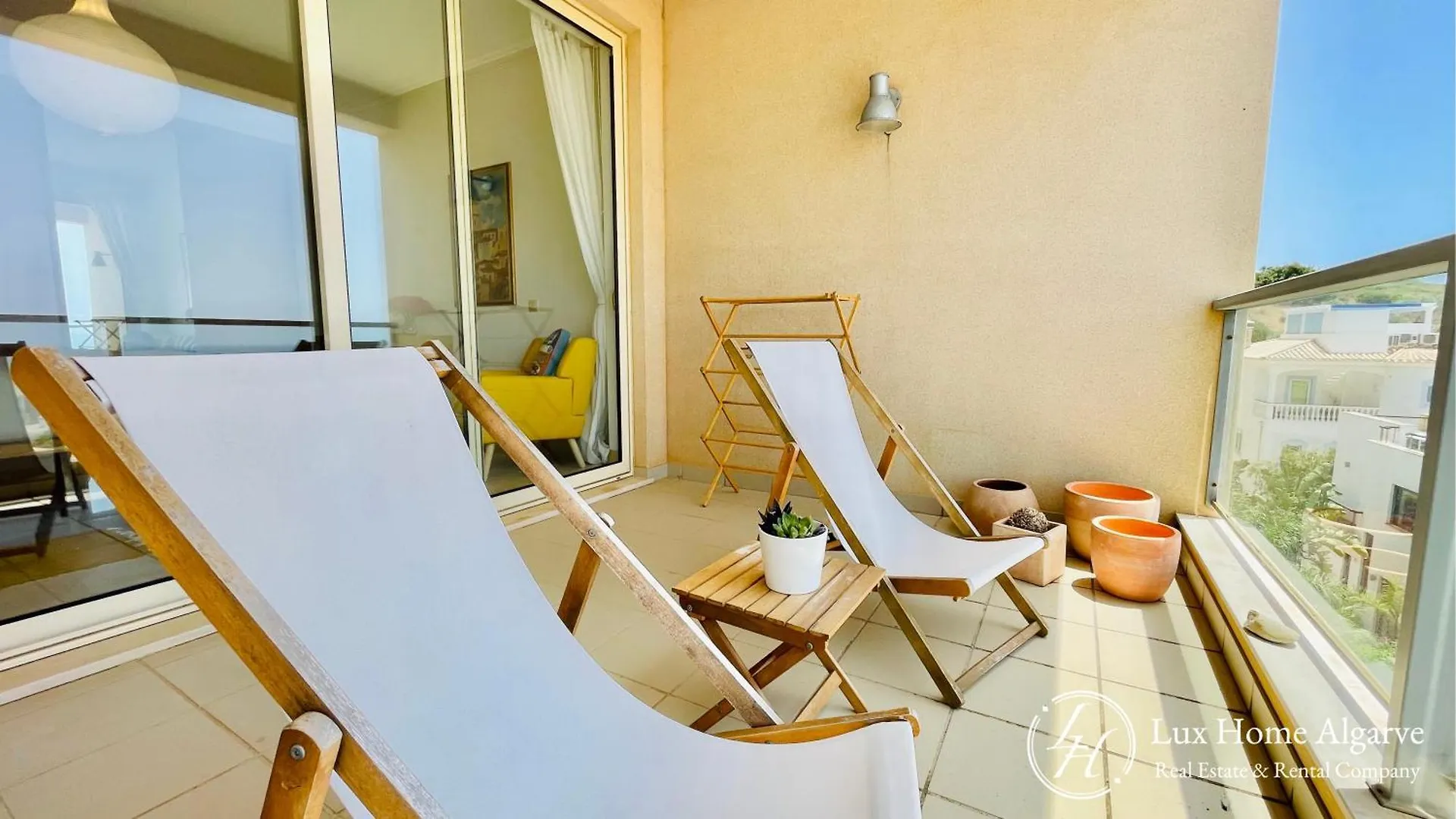 Santoril - Wonderful Sea View Rooftop - Pool Burgau Apartment